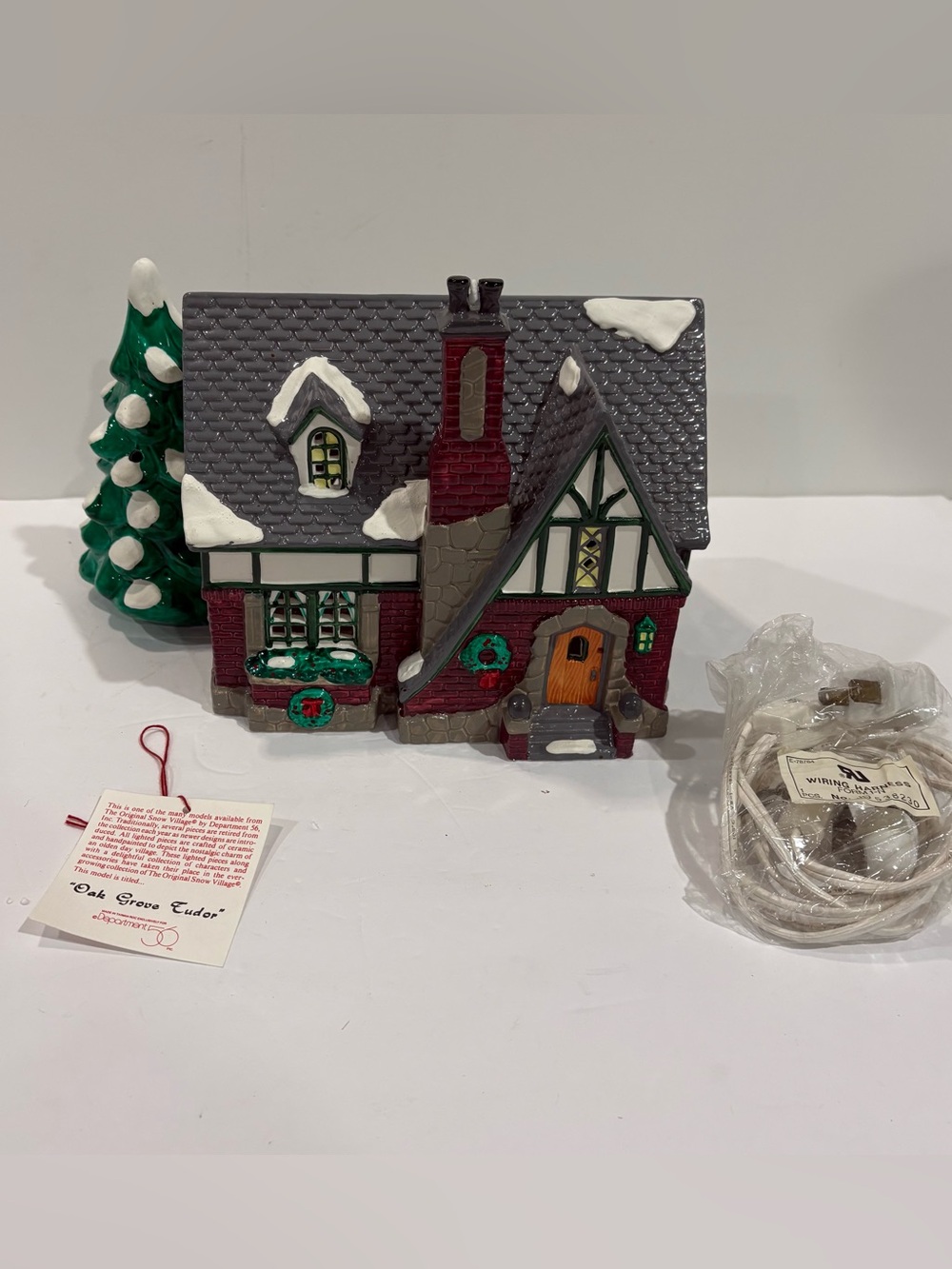 Department 56 Snow Village “OAK GROVE TUDOR” Robison HD Christmas House RETIRED